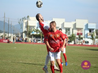
<a style='margin-left: 5px;' class='btn btn-xs btn-social btn-facebook' href='https://www.facebook.com/sharer/sharer.php?u=https://www.boladovale.com.br/imgs/800-800-90/conteudo/fotos/1638/img5336.jpg' rel='popup' data-width='500' data-height='400'><i class='fa fa-facebook'></i>Compartilhar <span class='hidden-xs'>no Facebook</span>
</a> 
<a class='btn btn-default btn-xs' target='_blank' href='imgs/800-800-90/conteudo/fotos/1638/img5336.jpg'>
<span class='glyphicon glyphicon-cloud-download'></span> Salvar
</a> 
<span></span>