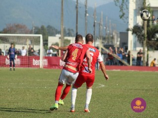 
<a style='margin-left: 5px;' class='btn btn-xs btn-social btn-facebook' href='https://www.facebook.com/sharer/sharer.php?u=https://www.boladovale.com.br/imgs/800-800-90/conteudo/fotos/1638/img5340.jpg' rel='popup' data-width='500' data-height='400'><i class='fa fa-facebook'></i>Compartilhar <span class='hidden-xs'>no Facebook</span>
</a> 
<a class='btn btn-default btn-xs' target='_blank' href='imgs/800-800-90/conteudo/fotos/1638/img5340.jpg'>
<span class='glyphicon glyphicon-cloud-download'></span> Salvar
</a> 
<span></span>