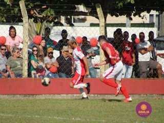 
<a style='margin-left: 5px;' class='btn btn-xs btn-social btn-facebook' href='https://www.facebook.com/sharer/sharer.php?u=https://www.boladovale.com.br/imgs/800-800-90/conteudo/fotos/1638/img5372.jpg' rel='popup' data-width='500' data-height='400'><i class='fa fa-facebook'></i>Compartilhar <span class='hidden-xs'>no Facebook</span>
</a> 
<a class='btn btn-default btn-xs' target='_blank' href='imgs/800-800-90/conteudo/fotos/1638/img5372.jpg'>
<span class='glyphicon glyphicon-cloud-download'></span> Salvar
</a> 
<span></span>