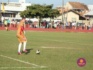 
<a style='margin-left: 5px;' class='btn btn-xs btn-social btn-facebook' href='https://www.facebook.com/sharer/sharer.php?u=https://www.boladovale.com.br/imgs/800-800-90/conteudo/fotos/1638/img5375.jpg' rel='popup' data-width='500' data-height='400'><i class='fa fa-facebook'></i>Compartilhar <span class='hidden-xs'>no Facebook</span>
</a> 
<a class='btn btn-default btn-xs' target='_blank' href='imgs/800-800-90/conteudo/fotos/1638/img5375.jpg'>
<span class='glyphicon glyphicon-cloud-download'></span> Salvar
</a> 
<span></span>