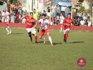 
<a style='margin-left: 5px;' class='btn btn-xs btn-social btn-facebook' href='https://www.facebook.com/sharer/sharer.php?u=https://www.boladovale.com.br/imgs/800-800-90/conteudo/fotos/1638/img5407.jpg' rel='popup' data-width='500' data-height='400'><i class='fa fa-facebook'></i>Compartilhar <span class='hidden-xs'>no Facebook</span>
</a> 
<a class='btn btn-default btn-xs' target='_blank' href='imgs/800-800-90/conteudo/fotos/1638/img5407.jpg'>
<span class='glyphicon glyphicon-cloud-download'></span> Salvar
</a> 
<span></span>