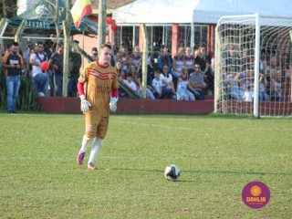 
<a style='margin-left: 5px;' class='btn btn-xs btn-social btn-facebook' href='https://www.facebook.com/sharer/sharer.php?u=https://www.boladovale.com.br/imgs/800-800-90/conteudo/fotos/1638/img5414.jpg' rel='popup' data-width='500' data-height='400'><i class='fa fa-facebook'></i>Compartilhar <span class='hidden-xs'>no Facebook</span>
</a> 
<a class='btn btn-default btn-xs' target='_blank' href='imgs/800-800-90/conteudo/fotos/1638/img5414.jpg'>
<span class='glyphicon glyphicon-cloud-download'></span> Salvar
</a> 
<span></span>