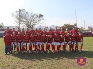 
<a style='margin-left: 5px;' class='btn btn-xs btn-social btn-facebook' href='https://www.facebook.com/sharer/sharer.php?u=https://www.boladovale.com.br/imgs/800-800-90/conteudo/fotos/1638/img6983.jpg' rel='popup' data-width='500' data-height='400'><i class='fa fa-facebook'></i>Compartilhar <span class='hidden-xs'>no Facebook</span>
</a> 
<a class='btn btn-default btn-xs' target='_blank' href='imgs/800-800-90/conteudo/fotos/1638/img6983.jpg'>
<span class='glyphicon glyphicon-cloud-download'></span> Salvar
</a> 
<span></span>