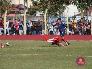 
<a style='margin-left: 5px;' class='btn btn-xs btn-social btn-facebook' href='https://www.facebook.com/sharer/sharer.php?u=https://www.boladovale.com.br/imgs/800-800-90/conteudo/fotos/1638/img7050.jpg' rel='popup' data-width='500' data-height='400'><i class='fa fa-facebook'></i>Compartilhar <span class='hidden-xs'>no Facebook</span>
</a> 
<a class='btn btn-default btn-xs' target='_blank' href='imgs/800-800-90/conteudo/fotos/1638/img7050.jpg'>
<span class='glyphicon glyphicon-cloud-download'></span> Salvar
</a> 
<span></span>