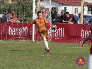 
<a style='margin-left: 5px;' class='btn btn-xs btn-social btn-facebook' href='https://www.facebook.com/sharer/sharer.php?u=https://www.boladovale.com.br/imgs/800-800-90/conteudo/fotos/1638/img7161.jpg' rel='popup' data-width='500' data-height='400'><i class='fa fa-facebook'></i>Compartilhar <span class='hidden-xs'>no Facebook</span>
</a> 
<a class='btn btn-default btn-xs' target='_blank' href='imgs/800-800-90/conteudo/fotos/1638/img7161.jpg'>
<span class='glyphicon glyphicon-cloud-download'></span> Salvar
</a> 
<span></span>