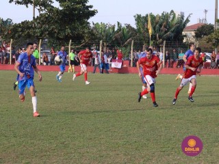 
<a style='margin-left: 5px;' class='btn btn-xs btn-social btn-facebook' href='https://www.facebook.com/sharer/sharer.php?u=https://www.boladovale.com.br/imgs/800-800-90/conteudo/fotos/1638/img7189.jpg' rel='popup' data-width='500' data-height='400'><i class='fa fa-facebook'></i>Compartilhar <span class='hidden-xs'>no Facebook</span>
</a> 
<a class='btn btn-default btn-xs' target='_blank' href='imgs/800-800-90/conteudo/fotos/1638/img7189.jpg'>
<span class='glyphicon glyphicon-cloud-download'></span> Salvar
</a> 
<span></span>