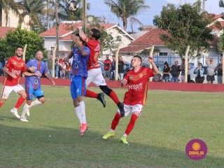 
<a style='margin-left: 5px;' class='btn btn-xs btn-social btn-facebook' href='https://www.facebook.com/sharer/sharer.php?u=https://www.boladovale.com.br/imgs/800-800-90/conteudo/fotos/1638/img7207.jpg' rel='popup' data-width='500' data-height='400'><i class='fa fa-facebook'></i>Compartilhar <span class='hidden-xs'>no Facebook</span>
</a> 
<a class='btn btn-default btn-xs' target='_blank' href='imgs/800-800-90/conteudo/fotos/1638/img7207.jpg'>
<span class='glyphicon glyphicon-cloud-download'></span> Salvar
</a> 
<span></span>