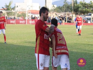 
<a style='margin-left: 5px;' class='btn btn-xs btn-social btn-facebook' href='https://www.facebook.com/sharer/sharer.php?u=https://www.boladovale.com.br/imgs/800-800-90/conteudo/fotos/1638/img7220.jpg' rel='popup' data-width='500' data-height='400'><i class='fa fa-facebook'></i>Compartilhar <span class='hidden-xs'>no Facebook</span>
</a> 
<a class='btn btn-default btn-xs' target='_blank' href='imgs/800-800-90/conteudo/fotos/1638/img7220.jpg'>
<span class='glyphicon glyphicon-cloud-download'></span> Salvar
</a> 
<span></span>