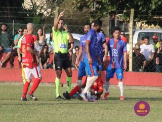 
<a style='margin-left: 5px;' class='btn btn-xs btn-social btn-facebook' href='https://www.facebook.com/sharer/sharer.php?u=https://www.boladovale.com.br/imgs/800-800-90/conteudo/fotos/1638/img7227.jpg' rel='popup' data-width='500' data-height='400'><i class='fa fa-facebook'></i>Compartilhar <span class='hidden-xs'>no Facebook</span>
</a> 
<a class='btn btn-default btn-xs' target='_blank' href='imgs/800-800-90/conteudo/fotos/1638/img7227.jpg'>
<span class='glyphicon glyphicon-cloud-download'></span> Salvar
</a> 
<span></span>