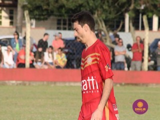 
<a style='margin-left: 5px;' class='btn btn-xs btn-social btn-facebook' href='https://www.facebook.com/sharer/sharer.php?u=https://www.boladovale.com.br/imgs/800-800-90/conteudo/fotos/1638/img7235.jpg' rel='popup' data-width='500' data-height='400'><i class='fa fa-facebook'></i>Compartilhar <span class='hidden-xs'>no Facebook</span>
</a> 
<a class='btn btn-default btn-xs' target='_blank' href='imgs/800-800-90/conteudo/fotos/1638/img7235.jpg'>
<span class='glyphicon glyphicon-cloud-download'></span> Salvar
</a> 
<span></span>