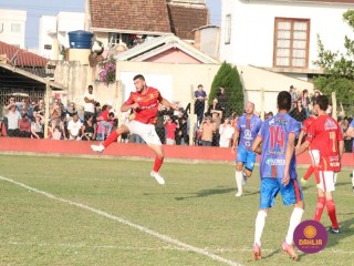 
<a style='margin-left: 5px;' class='btn btn-xs btn-social btn-facebook' href='https://www.facebook.com/sharer/sharer.php?u=https://www.boladovale.com.br/imgs/800-800-90/conteudo/fotos/1638/img7253.jpg' rel='popup' data-width='500' data-height='400'><i class='fa fa-facebook'></i>Compartilhar <span class='hidden-xs'>no Facebook</span>
</a> 
<a class='btn btn-default btn-xs' target='_blank' href='imgs/800-800-90/conteudo/fotos/1638/img7253.jpg'>
<span class='glyphicon glyphicon-cloud-download'></span> Salvar
</a> 
<span></span>