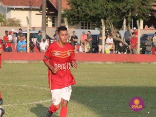 
<a style='margin-left: 5px;' class='btn btn-xs btn-social btn-facebook' href='https://www.facebook.com/sharer/sharer.php?u=https://www.boladovale.com.br/imgs/800-800-90/conteudo/fotos/1638/img7257.jpg' rel='popup' data-width='500' data-height='400'><i class='fa fa-facebook'></i>Compartilhar <span class='hidden-xs'>no Facebook</span>
</a> 
<a class='btn btn-default btn-xs' target='_blank' href='imgs/800-800-90/conteudo/fotos/1638/img7257.jpg'>
<span class='glyphicon glyphicon-cloud-download'></span> Salvar
</a> 
<span></span>