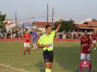 
<a style='margin-left: 5px;' class='btn btn-xs btn-social btn-facebook' href='https://www.facebook.com/sharer/sharer.php?u=https://www.boladovale.com.br/imgs/800-800-90/conteudo/fotos/1638/img7268.jpg' rel='popup' data-width='500' data-height='400'><i class='fa fa-facebook'></i>Compartilhar <span class='hidden-xs'>no Facebook</span>
</a> 
<a class='btn btn-default btn-xs' target='_blank' href='imgs/800-800-90/conteudo/fotos/1638/img7268.jpg'>
<span class='glyphicon glyphicon-cloud-download'></span> Salvar
</a> 
<span></span>