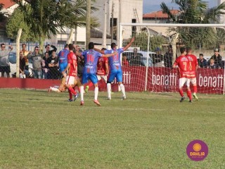 
<a style='margin-left: 5px;' class='btn btn-xs btn-social btn-facebook' href='https://www.facebook.com/sharer/sharer.php?u=https://www.boladovale.com.br/imgs/800-800-90/conteudo/fotos/1638/img7304.jpg' rel='popup' data-width='500' data-height='400'><i class='fa fa-facebook'></i>Compartilhar <span class='hidden-xs'>no Facebook</span>
</a> 
<a class='btn btn-default btn-xs' target='_blank' href='imgs/800-800-90/conteudo/fotos/1638/img7304.jpg'>
<span class='glyphicon glyphicon-cloud-download'></span> Salvar
</a> 
<span></span>