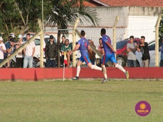 
<a style='margin-left: 5px;' class='btn btn-xs btn-social btn-facebook' href='https://www.facebook.com/sharer/sharer.php?u=https://www.boladovale.com.br/imgs/800-800-90/conteudo/fotos/1638/img7305.jpg' rel='popup' data-width='500' data-height='400'><i class='fa fa-facebook'></i>Compartilhar <span class='hidden-xs'>no Facebook</span>
</a> 
<a class='btn btn-default btn-xs' target='_blank' href='imgs/800-800-90/conteudo/fotos/1638/img7305.jpg'>
<span class='glyphicon glyphicon-cloud-download'></span> Salvar
</a> 
<span></span>