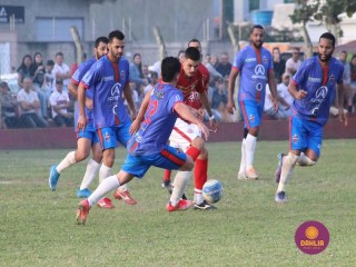 
<a style='margin-left: 5px;' class='btn btn-xs btn-social btn-facebook' href='https://www.facebook.com/sharer/sharer.php?u=https://www.boladovale.com.br/imgs/800-800-90/conteudo/fotos/1638/img7318.jpg' rel='popup' data-width='500' data-height='400'><i class='fa fa-facebook'></i>Compartilhar <span class='hidden-xs'>no Facebook</span>
</a> 
<a class='btn btn-default btn-xs' target='_blank' href='imgs/800-800-90/conteudo/fotos/1638/img7318.jpg'>
<span class='glyphicon glyphicon-cloud-download'></span> Salvar
</a> 
<span></span>