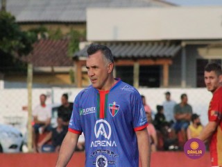 
<a style='margin-left: 5px;' class='btn btn-xs btn-social btn-facebook' href='https://www.facebook.com/sharer/sharer.php?u=https://www.boladovale.com.br/imgs/800-800-90/conteudo/fotos/1638/img7327.jpg' rel='popup' data-width='500' data-height='400'><i class='fa fa-facebook'></i>Compartilhar <span class='hidden-xs'>no Facebook</span>
</a> 
<a class='btn btn-default btn-xs' target='_blank' href='imgs/800-800-90/conteudo/fotos/1638/img7327.jpg'>
<span class='glyphicon glyphicon-cloud-download'></span> Salvar
</a> 
<span></span>