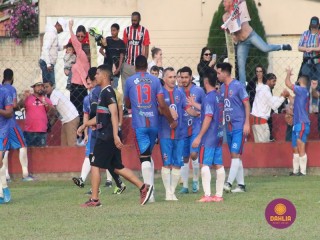 
<a style='margin-left: 5px;' class='btn btn-xs btn-social btn-facebook' href='https://www.facebook.com/sharer/sharer.php?u=https://www.boladovale.com.br/imgs/800-800-90/conteudo/fotos/1638/img7365.jpg' rel='popup' data-width='500' data-height='400'><i class='fa fa-facebook'></i>Compartilhar <span class='hidden-xs'>no Facebook</span>
</a> 
<a class='btn btn-default btn-xs' target='_blank' href='imgs/800-800-90/conteudo/fotos/1638/img7365.jpg'>
<span class='glyphicon glyphicon-cloud-download'></span> Salvar
</a> 
<span></span>