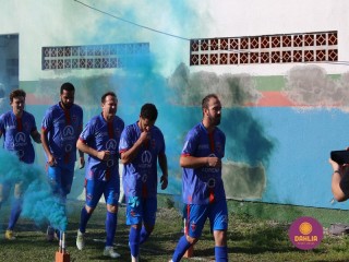 
<a style='margin-left: 5px;' class='btn btn-xs btn-social btn-facebook' href='https://www.facebook.com/sharer/sharer.php?u=https://www.boladovale.com.br/imgs/800-800-90/conteudo/fotos/1639/img7412.jpg' rel='popup' data-width='500' data-height='400'><i class='fa fa-facebook'></i>Compartilhar <span class='hidden-xs'>no Facebook</span>
</a> 
<a class='btn btn-default btn-xs' target='_blank' href='imgs/800-800-90/conteudo/fotos/1639/img7412.jpg'>
<span class='glyphicon glyphicon-cloud-download'></span> Salvar
</a> 
<span></span>