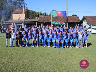 
<a style='margin-left: 5px;' class='btn btn-xs btn-social btn-facebook' href='https://www.facebook.com/sharer/sharer.php?u=https://www.boladovale.com.br/imgs/800-800-90/conteudo/fotos/1639/img7423.jpg' rel='popup' data-width='500' data-height='400'><i class='fa fa-facebook'></i>Compartilhar <span class='hidden-xs'>no Facebook</span>
</a> 
<a class='btn btn-default btn-xs' target='_blank' href='imgs/800-800-90/conteudo/fotos/1639/img7423.jpg'>
<span class='glyphicon glyphicon-cloud-download'></span> Salvar
</a> 
<span></span>