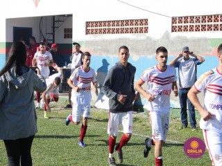
<a style='margin-left: 5px;' class='btn btn-xs btn-social btn-facebook' href='https://www.facebook.com/sharer/sharer.php?u=https://www.boladovale.com.br/imgs/800-800-90/conteudo/fotos/1639/img7426.jpg' rel='popup' data-width='500' data-height='400'><i class='fa fa-facebook'></i>Compartilhar <span class='hidden-xs'>no Facebook</span>
</a> 
<a class='btn btn-default btn-xs' target='_blank' href='imgs/800-800-90/conteudo/fotos/1639/img7426.jpg'>
<span class='glyphicon glyphicon-cloud-download'></span> Salvar
</a> 
<span></span>