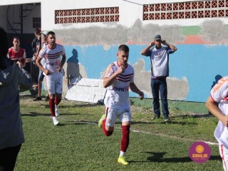 
<a style='margin-left: 5px;' class='btn btn-xs btn-social btn-facebook' href='https://www.facebook.com/sharer/sharer.php?u=https://www.boladovale.com.br/imgs/800-800-90/conteudo/fotos/1639/img7427.jpg' rel='popup' data-width='500' data-height='400'><i class='fa fa-facebook'></i>Compartilhar <span class='hidden-xs'>no Facebook</span>
</a> 
<a class='btn btn-default btn-xs' target='_blank' href='imgs/800-800-90/conteudo/fotos/1639/img7427.jpg'>
<span class='glyphicon glyphicon-cloud-download'></span> Salvar
</a> 
<span></span>