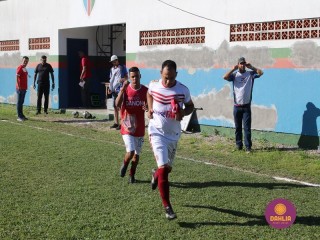 
<a style='margin-left: 5px;' class='btn btn-xs btn-social btn-facebook' href='https://www.facebook.com/sharer/sharer.php?u=https://www.boladovale.com.br/imgs/800-800-90/conteudo/fotos/1639/img7433.jpg' rel='popup' data-width='500' data-height='400'><i class='fa fa-facebook'></i>Compartilhar <span class='hidden-xs'>no Facebook</span>
</a> 
<a class='btn btn-default btn-xs' target='_blank' href='imgs/800-800-90/conteudo/fotos/1639/img7433.jpg'>
<span class='glyphicon glyphicon-cloud-download'></span> Salvar
</a> 
<span></span>