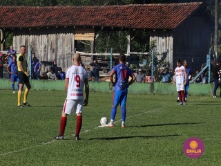 
<a style='margin-left: 5px;' class='btn btn-xs btn-social btn-facebook' href='https://www.facebook.com/sharer/sharer.php?u=https://www.boladovale.com.br/imgs/800-800-90/conteudo/fotos/1639/img7443.jpg' rel='popup' data-width='500' data-height='400'><i class='fa fa-facebook'></i>Compartilhar <span class='hidden-xs'>no Facebook</span>
</a> 
<a class='btn btn-default btn-xs' target='_blank' href='imgs/800-800-90/conteudo/fotos/1639/img7443.jpg'>
<span class='glyphicon glyphicon-cloud-download'></span> Salvar
</a> 
<span></span>