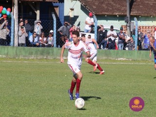 
<a style='margin-left: 5px;' class='btn btn-xs btn-social btn-facebook' href='https://www.facebook.com/sharer/sharer.php?u=https://www.boladovale.com.br/imgs/800-800-90/conteudo/fotos/1639/img7500.jpg' rel='popup' data-width='500' data-height='400'><i class='fa fa-facebook'></i>Compartilhar <span class='hidden-xs'>no Facebook</span>
</a> 
<a class='btn btn-default btn-xs' target='_blank' href='imgs/800-800-90/conteudo/fotos/1639/img7500.jpg'>
<span class='glyphicon glyphicon-cloud-download'></span> Salvar
</a> 
<span></span>