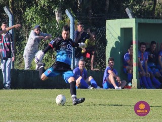 
<a style='margin-left: 5px;' class='btn btn-xs btn-social btn-facebook' href='https://www.facebook.com/sharer/sharer.php?u=https://www.boladovale.com.br/imgs/800-800-90/conteudo/fotos/1639/img7531.jpg' rel='popup' data-width='500' data-height='400'><i class='fa fa-facebook'></i>Compartilhar <span class='hidden-xs'>no Facebook</span>
</a> 
<a class='btn btn-default btn-xs' target='_blank' href='imgs/800-800-90/conteudo/fotos/1639/img7531.jpg'>
<span class='glyphicon glyphicon-cloud-download'></span> Salvar
</a> 
<span></span>