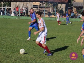 
<a style='margin-left: 5px;' class='btn btn-xs btn-social btn-facebook' href='https://www.facebook.com/sharer/sharer.php?u=https://www.boladovale.com.br/imgs/800-800-90/conteudo/fotos/1639/img7561.jpg' rel='popup' data-width='500' data-height='400'><i class='fa fa-facebook'></i>Compartilhar <span class='hidden-xs'>no Facebook</span>
</a> 
<a class='btn btn-default btn-xs' target='_blank' href='imgs/800-800-90/conteudo/fotos/1639/img7561.jpg'>
<span class='glyphicon glyphicon-cloud-download'></span> Salvar
</a> 
<span></span>