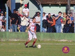 
<a style='margin-left: 5px;' class='btn btn-xs btn-social btn-facebook' href='https://www.facebook.com/sharer/sharer.php?u=https://www.boladovale.com.br/imgs/800-800-90/conteudo/fotos/1639/img7585.jpg' rel='popup' data-width='500' data-height='400'><i class='fa fa-facebook'></i>Compartilhar <span class='hidden-xs'>no Facebook</span>
</a> 
<a class='btn btn-default btn-xs' target='_blank' href='imgs/800-800-90/conteudo/fotos/1639/img7585.jpg'>
<span class='glyphicon glyphicon-cloud-download'></span> Salvar
</a> 
<span></span>