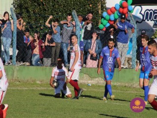 
<a style='margin-left: 5px;' class='btn btn-xs btn-social btn-facebook' href='https://www.facebook.com/sharer/sharer.php?u=https://www.boladovale.com.br/imgs/800-800-90/conteudo/fotos/1639/img7609.jpg' rel='popup' data-width='500' data-height='400'><i class='fa fa-facebook'></i>Compartilhar <span class='hidden-xs'>no Facebook</span>
</a> 
<a class='btn btn-default btn-xs' target='_blank' href='imgs/800-800-90/conteudo/fotos/1639/img7609.jpg'>
<span class='glyphicon glyphicon-cloud-download'></span> Salvar
</a> 
<span></span>