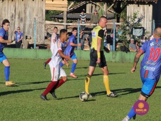 
<a style='margin-left: 5px;' class='btn btn-xs btn-social btn-facebook' href='https://www.facebook.com/sharer/sharer.php?u=https://www.boladovale.com.br/imgs/800-800-90/conteudo/fotos/1639/img7619.jpg' rel='popup' data-width='500' data-height='400'><i class='fa fa-facebook'></i>Compartilhar <span class='hidden-xs'>no Facebook</span>
</a> 
<a class='btn btn-default btn-xs' target='_blank' href='imgs/800-800-90/conteudo/fotos/1639/img7619.jpg'>
<span class='glyphicon glyphicon-cloud-download'></span> Salvar
</a> 
<span></span>