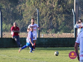 
<a style='margin-left: 5px;' class='btn btn-xs btn-social btn-facebook' href='https://www.facebook.com/sharer/sharer.php?u=https://www.boladovale.com.br/imgs/800-800-90/conteudo/fotos/1639/img7648.jpg' rel='popup' data-width='500' data-height='400'><i class='fa fa-facebook'></i>Compartilhar <span class='hidden-xs'>no Facebook</span>
</a> 
<a class='btn btn-default btn-xs' target='_blank' href='imgs/800-800-90/conteudo/fotos/1639/img7648.jpg'>
<span class='glyphicon glyphicon-cloud-download'></span> Salvar
</a> 
<span></span>