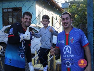 
<a style='margin-left: 5px;' class='btn btn-xs btn-social btn-facebook' href='https://www.facebook.com/sharer/sharer.php?u=https://www.boladovale.com.br/imgs/800-800-90/conteudo/fotos/1639/img7673.jpg' rel='popup' data-width='500' data-height='400'><i class='fa fa-facebook'></i>Compartilhar <span class='hidden-xs'>no Facebook</span>
</a> 
<a class='btn btn-default btn-xs' target='_blank' href='imgs/800-800-90/conteudo/fotos/1639/img7673.jpg'>
<span class='glyphicon glyphicon-cloud-download'></span> Salvar
</a> 
<span></span>