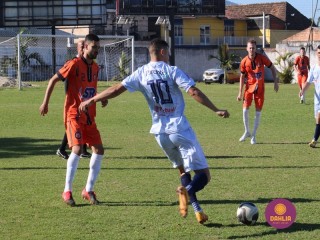 
<a style='margin-left: 5px;' class='btn btn-xs btn-social btn-facebook' href='https://www.facebook.com/sharer/sharer.php?u=https://www.boladovale.com.br/imgs/800-800-90/conteudo/fotos/1640/img7715.jpg' rel='popup' data-width='500' data-height='400'><i class='fa fa-facebook'></i>Compartilhar <span class='hidden-xs'>no Facebook</span>
</a> 
<a class='btn btn-default btn-xs' target='_blank' href='imgs/800-800-90/conteudo/fotos/1640/img7715.jpg'>
<span class='glyphicon glyphicon-cloud-download'></span> Salvar
</a> 
<span></span>
