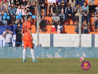 
<a style='margin-left: 5px;' class='btn btn-xs btn-social btn-facebook' href='https://www.facebook.com/sharer/sharer.php?u=https://www.boladovale.com.br/imgs/800-800-90/conteudo/fotos/1640/img7742.jpg' rel='popup' data-width='500' data-height='400'><i class='fa fa-facebook'></i>Compartilhar <span class='hidden-xs'>no Facebook</span>
</a> 
<a class='btn btn-default btn-xs' target='_blank' href='imgs/800-800-90/conteudo/fotos/1640/img7742.jpg'>
<span class='glyphicon glyphicon-cloud-download'></span> Salvar
</a> 
<span></span>