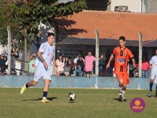 
<a style='margin-left: 5px;' class='btn btn-xs btn-social btn-facebook' href='https://www.facebook.com/sharer/sharer.php?u=https://www.boladovale.com.br/imgs/800-800-90/conteudo/fotos/1640/img7870.jpg' rel='popup' data-width='500' data-height='400'><i class='fa fa-facebook'></i>Compartilhar <span class='hidden-xs'>no Facebook</span>
</a> 
<a class='btn btn-default btn-xs' target='_blank' href='imgs/800-800-90/conteudo/fotos/1640/img7870.jpg'>
<span class='glyphicon glyphicon-cloud-download'></span> Salvar
</a> 
<span></span>