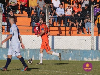 
<a style='margin-left: 5px;' class='btn btn-xs btn-social btn-facebook' href='https://www.facebook.com/sharer/sharer.php?u=https://www.boladovale.com.br/imgs/800-800-90/conteudo/fotos/1640/img7885.jpg' rel='popup' data-width='500' data-height='400'><i class='fa fa-facebook'></i>Compartilhar <span class='hidden-xs'>no Facebook</span>
</a> 
<a class='btn btn-default btn-xs' target='_blank' href='imgs/800-800-90/conteudo/fotos/1640/img7885.jpg'>
<span class='glyphicon glyphicon-cloud-download'></span> Salvar
</a> 
<span></span>