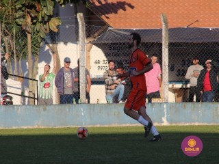 
<a style='margin-left: 5px;' class='btn btn-xs btn-social btn-facebook' href='https://www.facebook.com/sharer/sharer.php?u=https://www.boladovale.com.br/imgs/800-800-90/conteudo/fotos/1640/img7905.jpg' rel='popup' data-width='500' data-height='400'><i class='fa fa-facebook'></i>Compartilhar <span class='hidden-xs'>no Facebook</span>
</a> 
<a class='btn btn-default btn-xs' target='_blank' href='imgs/800-800-90/conteudo/fotos/1640/img7905.jpg'>
<span class='glyphicon glyphicon-cloud-download'></span> Salvar
</a> 
<span></span>