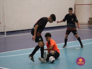 
<a style='margin-left: 5px;' class='btn btn-xs btn-social btn-facebook' href='https://www.facebook.com/sharer/sharer.php?u=https://www.boladovale.com.br/imgs/800-800-90/conteudo/fotos/1641/img7971.jpg' rel='popup' data-width='500' data-height='400'><i class='fa fa-facebook'></i>Compartilhar <span class='hidden-xs'>no Facebook</span>
</a> 
<a class='btn btn-default btn-xs' target='_blank' href='imgs/800-800-90/conteudo/fotos/1641/img7971.jpg'>
<span class='glyphicon glyphicon-cloud-download'></span> Salvar
</a> 
<span></span>