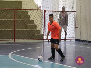 
<a style='margin-left: 5px;' class='btn btn-xs btn-social btn-facebook' href='https://www.facebook.com/sharer/sharer.php?u=https://www.boladovale.com.br/imgs/800-800-90/conteudo/fotos/1641/img7973.jpg' rel='popup' data-width='500' data-height='400'><i class='fa fa-facebook'></i>Compartilhar <span class='hidden-xs'>no Facebook</span>
</a> 
<a class='btn btn-default btn-xs' target='_blank' href='imgs/800-800-90/conteudo/fotos/1641/img7973.jpg'>
<span class='glyphicon glyphicon-cloud-download'></span> Salvar
</a> 
<span></span>