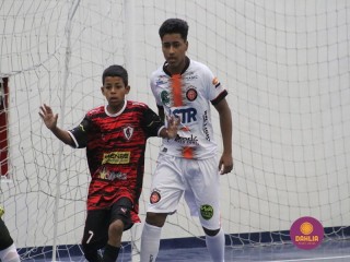 
<a style='margin-left: 5px;' class='btn btn-xs btn-social btn-facebook' href='https://www.facebook.com/sharer/sharer.php?u=https://www.boladovale.com.br/imgs/800-800-90/conteudo/fotos/1641/img8010.jpg' rel='popup' data-width='500' data-height='400'><i class='fa fa-facebook'></i>Compartilhar <span class='hidden-xs'>no Facebook</span>
</a> 
<a class='btn btn-default btn-xs' target='_blank' href='imgs/800-800-90/conteudo/fotos/1641/img8010.jpg'>
<span class='glyphicon glyphicon-cloud-download'></span> Salvar
</a> 
<span></span>