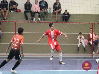 
<a style='margin-left: 5px;' class='btn btn-xs btn-social btn-facebook' href='https://www.facebook.com/sharer/sharer.php?u=https://www.boladovale.com.br/imgs/800-800-90/conteudo/fotos/1641/img8076.jpg' rel='popup' data-width='500' data-height='400'><i class='fa fa-facebook'></i>Compartilhar <span class='hidden-xs'>no Facebook</span>
</a> 
<a class='btn btn-default btn-xs' target='_blank' href='imgs/800-800-90/conteudo/fotos/1641/img8076.jpg'>
<span class='glyphicon glyphicon-cloud-download'></span> Salvar
</a> 
<span></span>