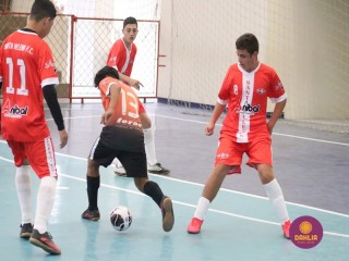 
<a style='margin-left: 5px;' class='btn btn-xs btn-social btn-facebook' href='https://www.facebook.com/sharer/sharer.php?u=https://www.boladovale.com.br/imgs/800-800-90/conteudo/fotos/1641/img8108.jpg' rel='popup' data-width='500' data-height='400'><i class='fa fa-facebook'></i>Compartilhar <span class='hidden-xs'>no Facebook</span>
</a> 
<a class='btn btn-default btn-xs' target='_blank' href='imgs/800-800-90/conteudo/fotos/1641/img8108.jpg'>
<span class='glyphicon glyphicon-cloud-download'></span> Salvar
</a> 
<span></span>