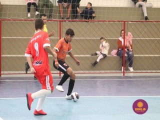 
<a style='margin-left: 5px;' class='btn btn-xs btn-social btn-facebook' href='https://www.facebook.com/sharer/sharer.php?u=https://www.boladovale.com.br/imgs/800-800-90/conteudo/fotos/1641/img8116.jpg' rel='popup' data-width='500' data-height='400'><i class='fa fa-facebook'></i>Compartilhar <span class='hidden-xs'>no Facebook</span>
</a> 
<a class='btn btn-default btn-xs' target='_blank' href='imgs/800-800-90/conteudo/fotos/1641/img8116.jpg'>
<span class='glyphicon glyphicon-cloud-download'></span> Salvar
</a> 
<span></span>