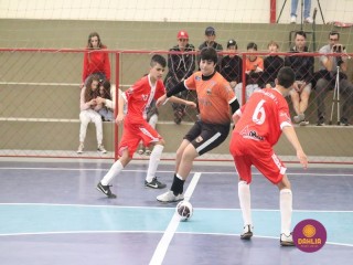 
<a style='margin-left: 5px;' class='btn btn-xs btn-social btn-facebook' href='https://www.facebook.com/sharer/sharer.php?u=https://www.boladovale.com.br/imgs/800-800-90/conteudo/fotos/1641/img8124.jpg' rel='popup' data-width='500' data-height='400'><i class='fa fa-facebook'></i>Compartilhar <span class='hidden-xs'>no Facebook</span>
</a> 
<a class='btn btn-default btn-xs' target='_blank' href='imgs/800-800-90/conteudo/fotos/1641/img8124.jpg'>
<span class='glyphicon glyphicon-cloud-download'></span> Salvar
</a> 
<span></span>