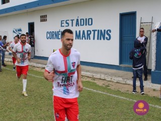 
<a style='margin-left: 5px;' class='btn btn-xs btn-social btn-facebook' href='https://www.facebook.com/sharer/sharer.php?u=https://www.boladovale.com.br/imgs/800-800-90/conteudo/fotos/1642/img8153.jpg' rel='popup' data-width='500' data-height='400'><i class='fa fa-facebook'></i>Compartilhar <span class='hidden-xs'>no Facebook</span>
</a> 
<a class='btn btn-default btn-xs' target='_blank' href='imgs/800-800-90/conteudo/fotos/1642/img8153.jpg'>
<span class='glyphicon glyphicon-cloud-download'></span> Salvar
</a> 
<span></span>