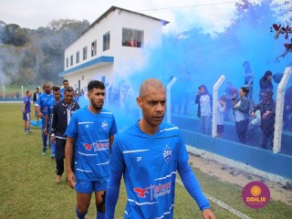 
<a style='margin-left: 5px;' class='btn btn-xs btn-social btn-facebook' href='https://www.facebook.com/sharer/sharer.php?u=https://www.boladovale.com.br/imgs/800-800-90/conteudo/fotos/1642/img8205.jpg' rel='popup' data-width='500' data-height='400'><i class='fa fa-facebook'></i>Compartilhar <span class='hidden-xs'>no Facebook</span>
</a> 
<a class='btn btn-default btn-xs' target='_blank' href='imgs/800-800-90/conteudo/fotos/1642/img8205.jpg'>
<span class='glyphicon glyphicon-cloud-download'></span> Salvar
</a> 
<span></span>